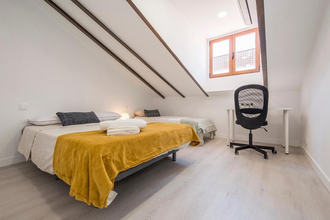 Exclusivo Atico Con Terraza En Plaza Mayor Apartment
