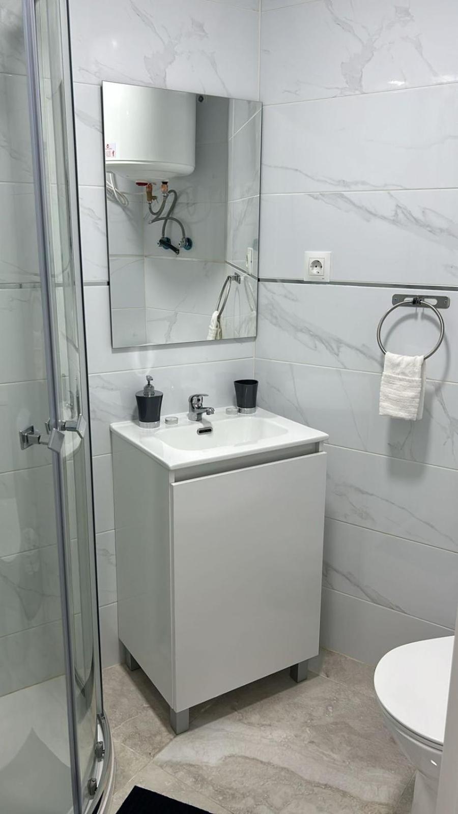 Séjour chez l'habitant Doble O Compartida Con Bano Privado En El Centro De