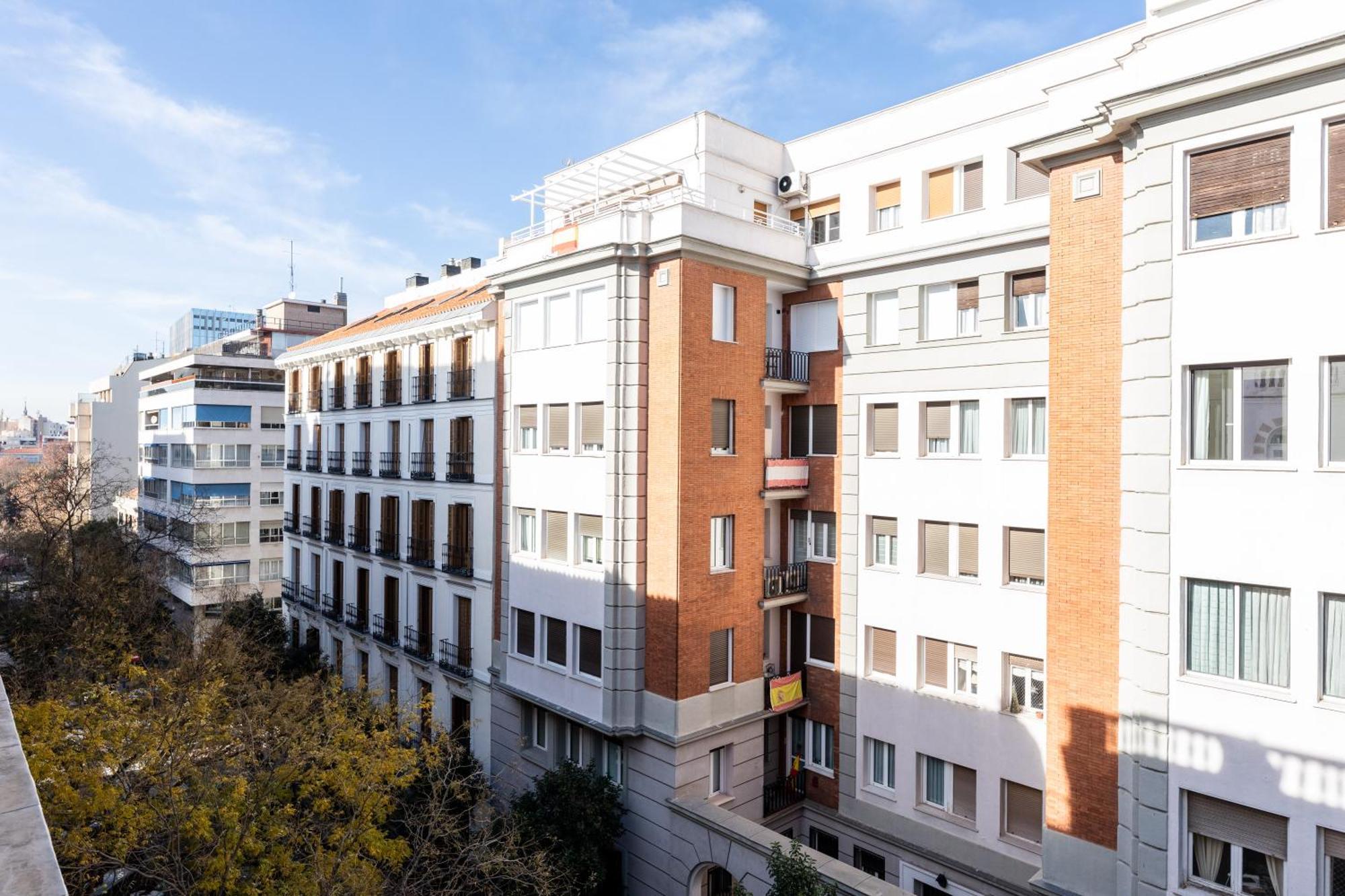 Montaber - La Paz Market Madrid
