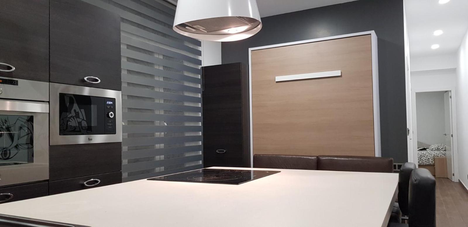 Picasso Callao Wifi Free - Temporada Workers & Stud Appartement *