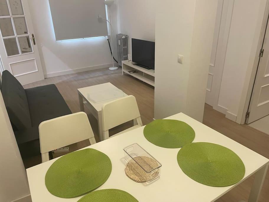 Appartement Puerta Del Sol Con 2 Madrid
