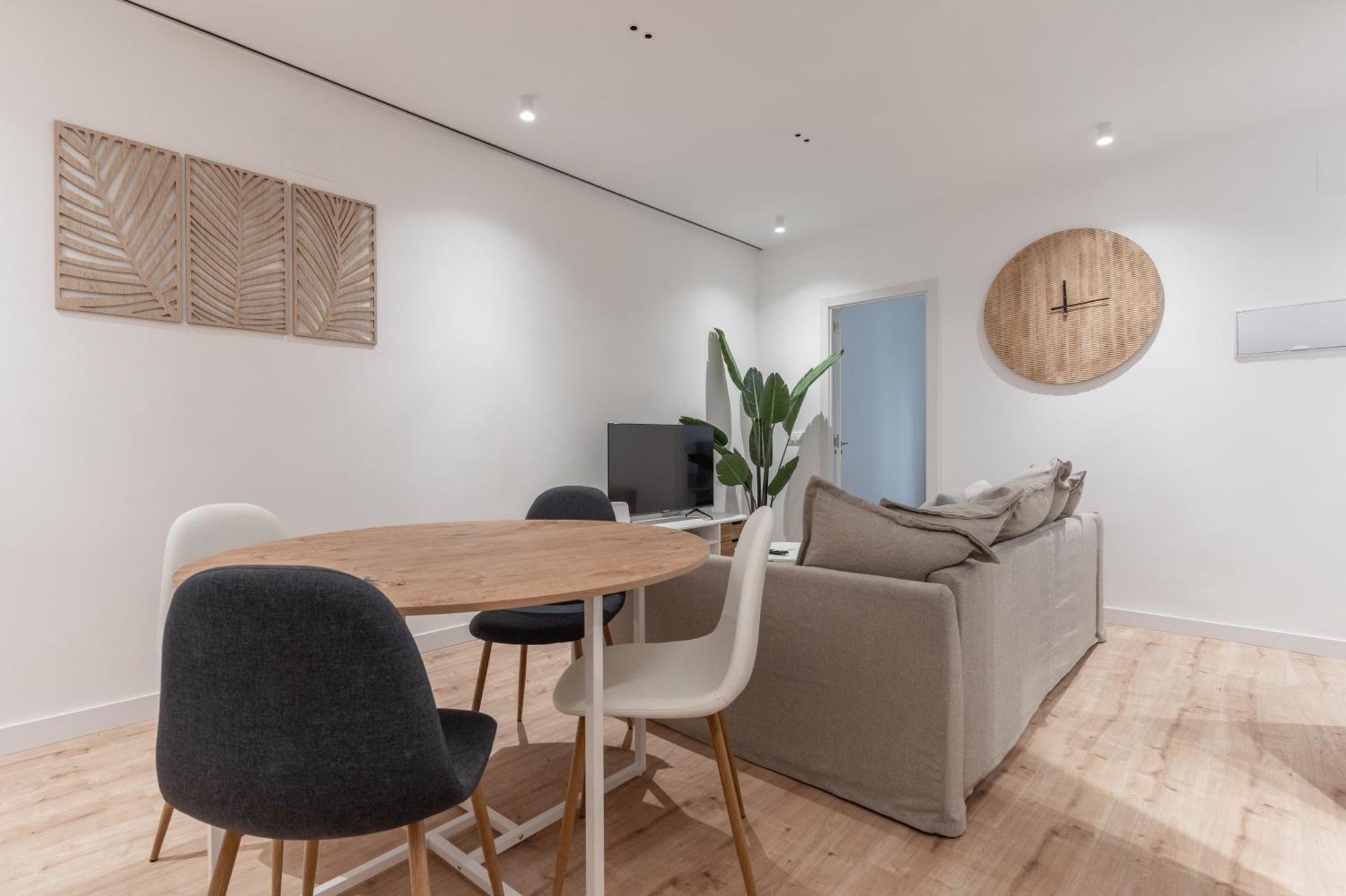 Modern Stylish-3bedrooms 1bathroom-chamberi Apartment *