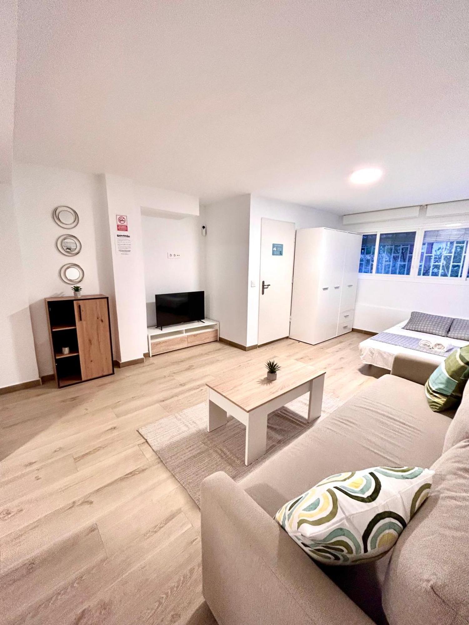 Ribadeo Apartment *