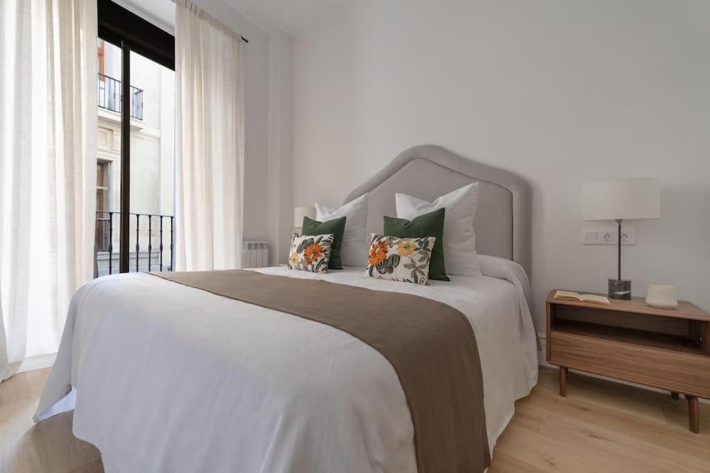 Elegante Y Tranquilo Apto Entre Sol Y Gran Via Apartamento Madrid