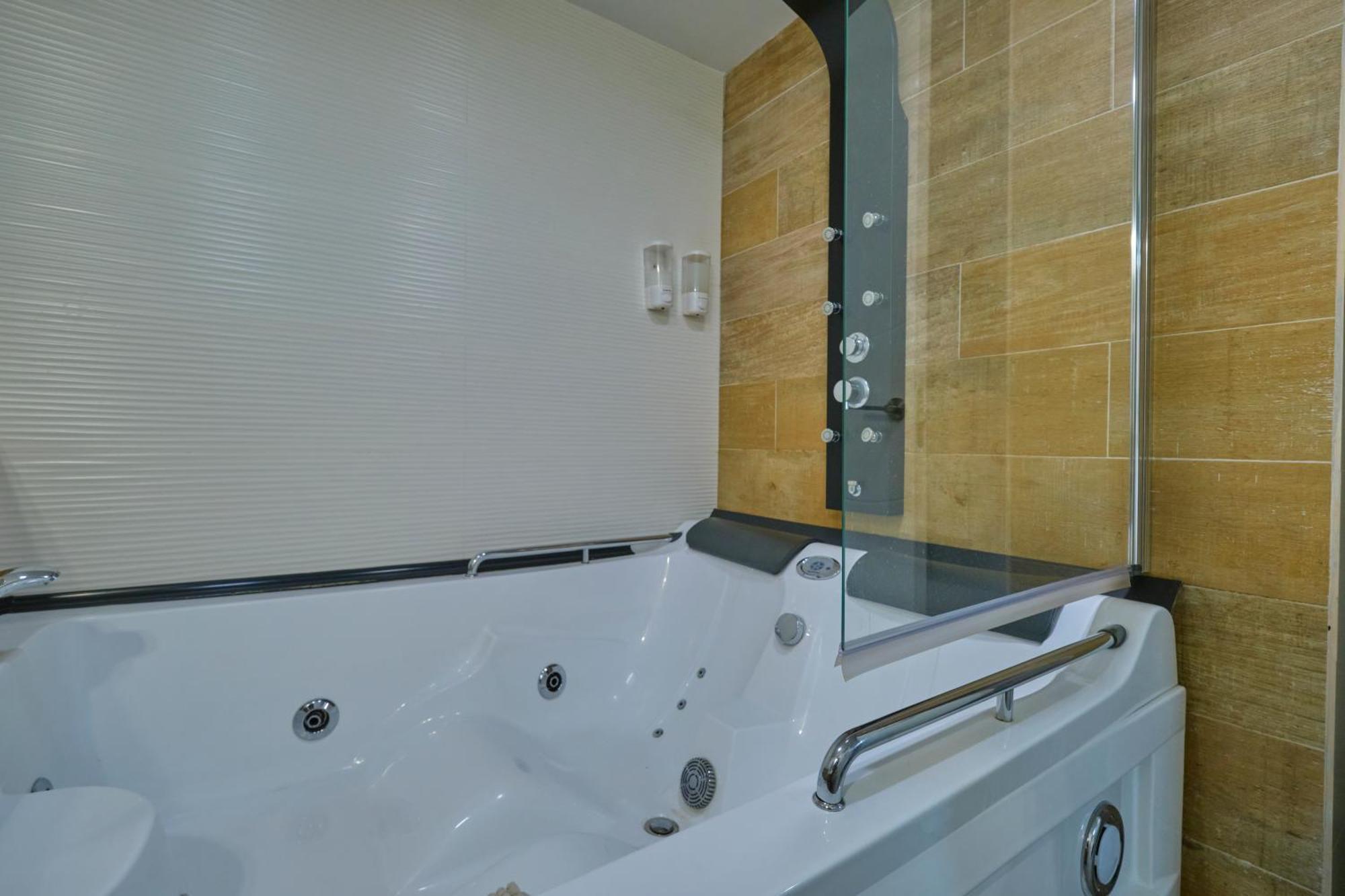 Apartamento Centricos Con Jacuzzi Y Netflix Madri