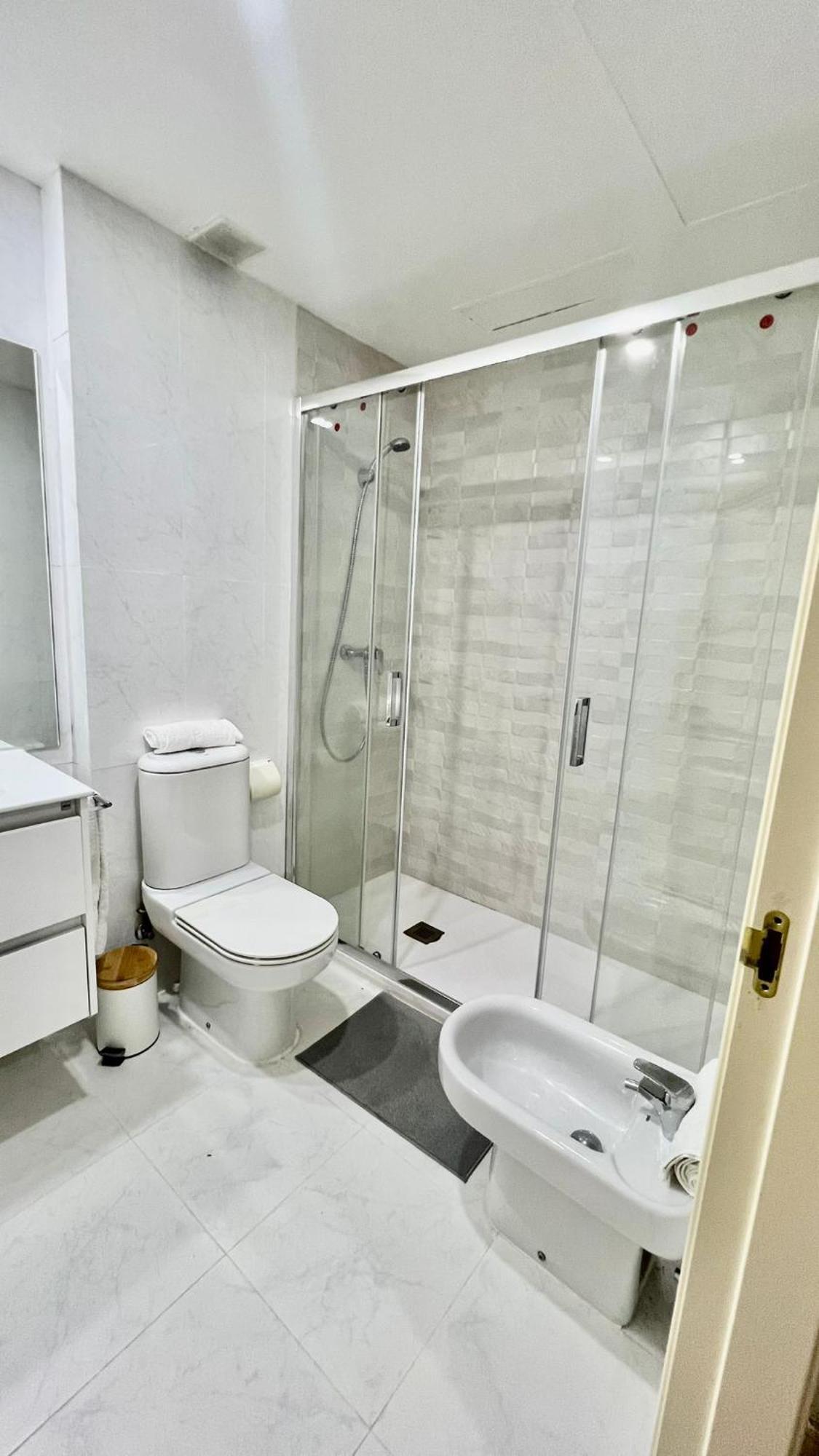 Apartamento Loft Aeropuerto Barajas ,ifema *
