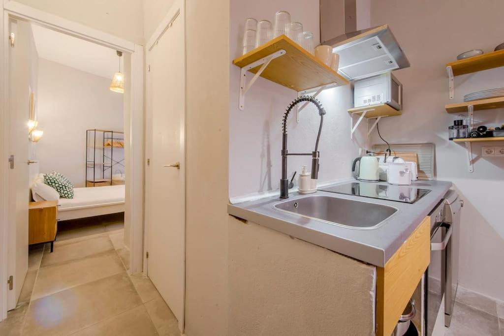 Apartment Cool Deluxe Interior Design A 2 Min De Gran Via Madrid