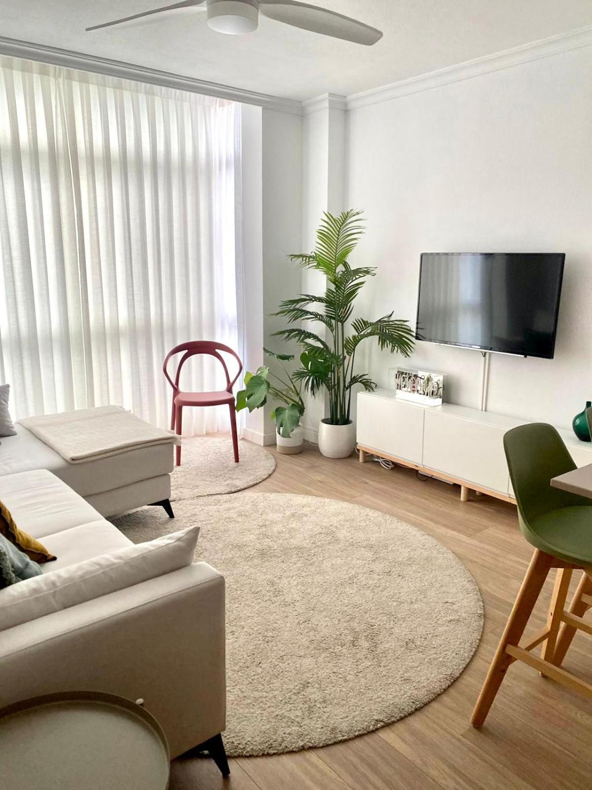 Apartamento Encantador Piso En Plaza Castilla By Bebalmy Madri