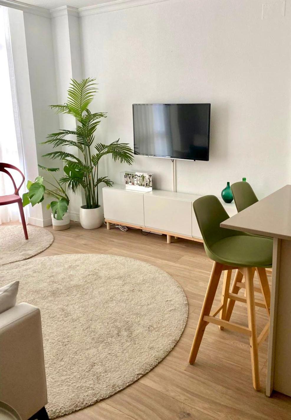 Apartamento Encantador Piso En Plaza Castilla By Bebalmy
