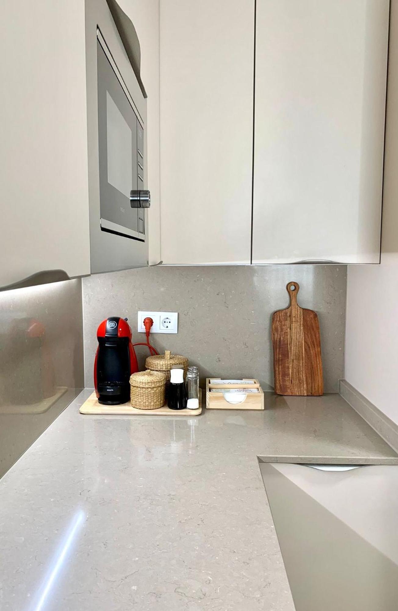 Apartamento Encantador Piso En Plaza Castilla By Bebalmy