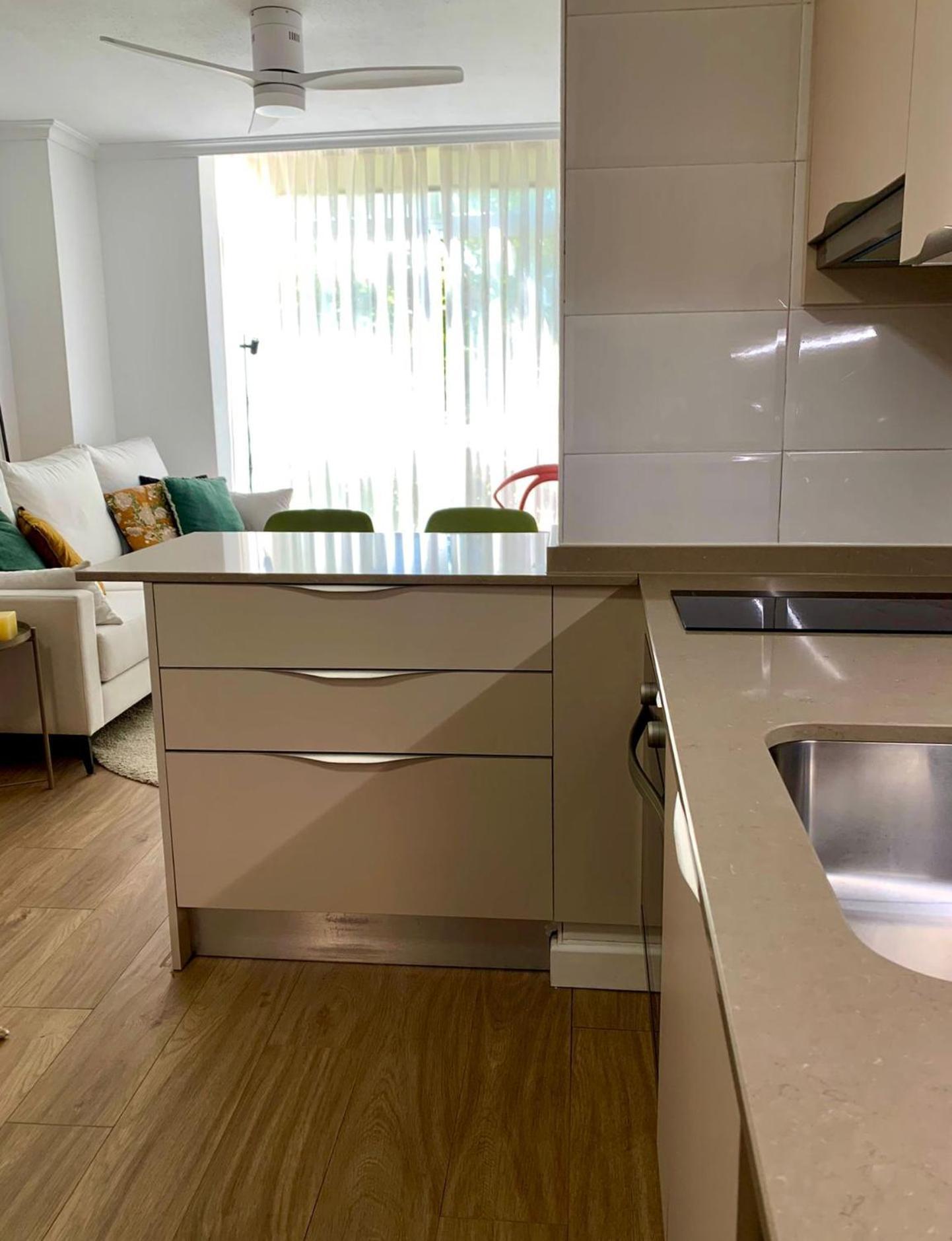 Encantador Piso En Plaza Castilla By Bebalmy Apartamento *