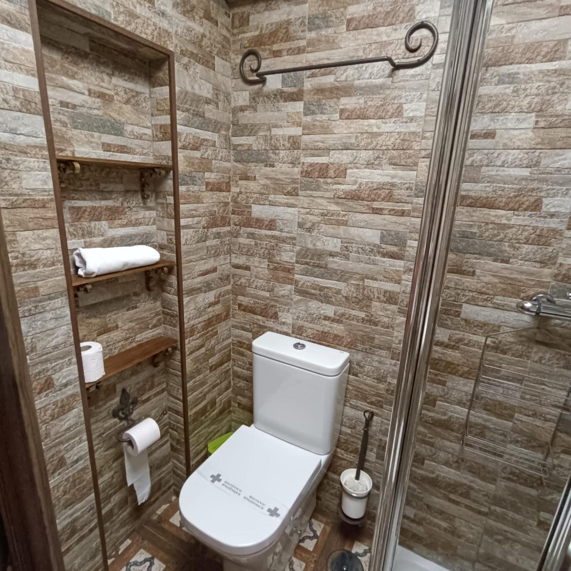Solana De Luche, Casa Independiente Tipo Loft Con Terraza En Puerta Del Angel * Madrid