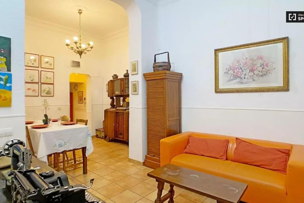 Apartment Acogedor Piso A 5min Del Prado