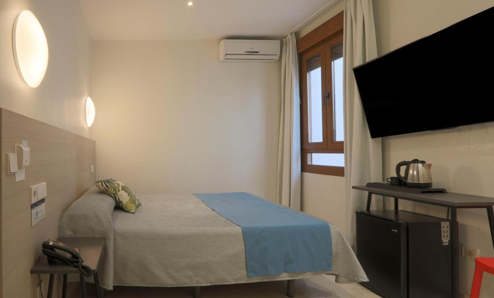Guest house Castilla Ii Puerta Del Sol 2*