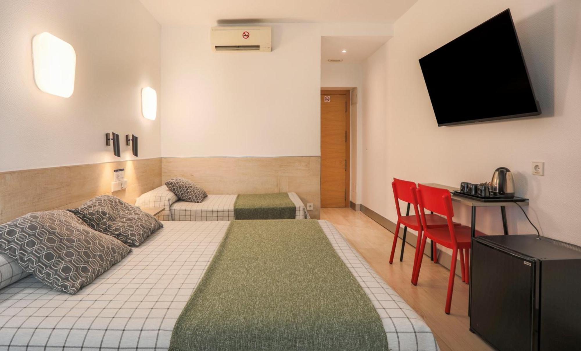 Castilla Ii Puerta Del Sol Guest house