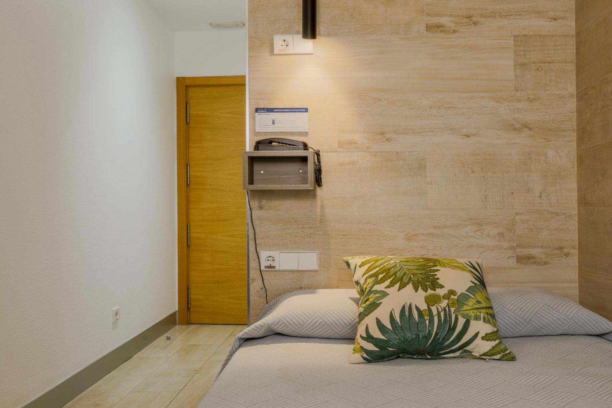 Castilla Ii Puerta Del Sol Guest house Madrid
