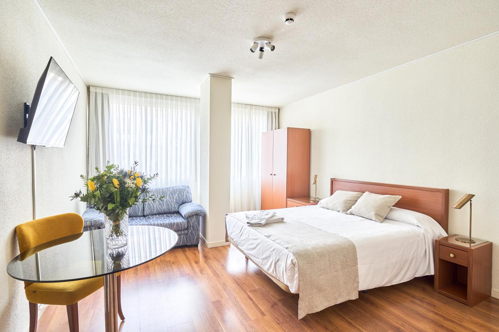 Juan Bravo Aparthotel 2*