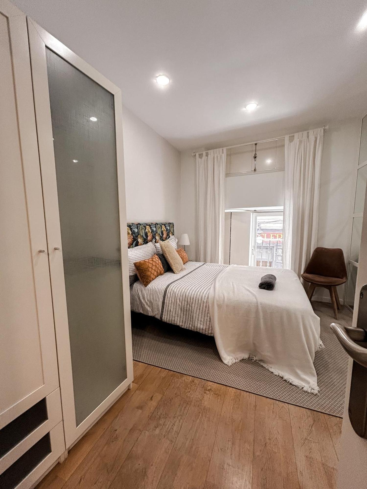 Impresionante Triplex En Canaleja, Sol Apartamento