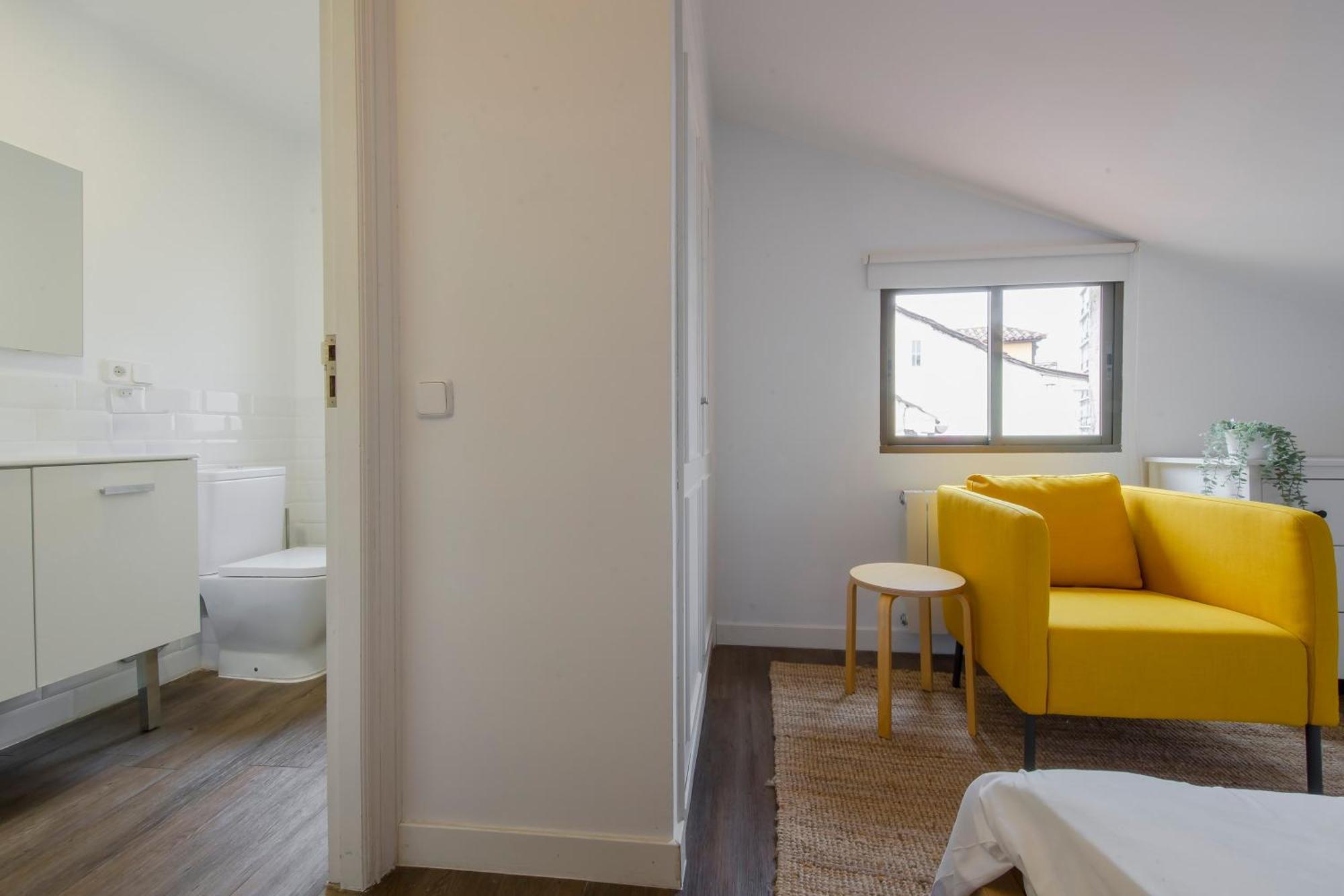 1hab 3px Calle Carretas-puerta D Sol - Sin Ascensor Apartamento Madri