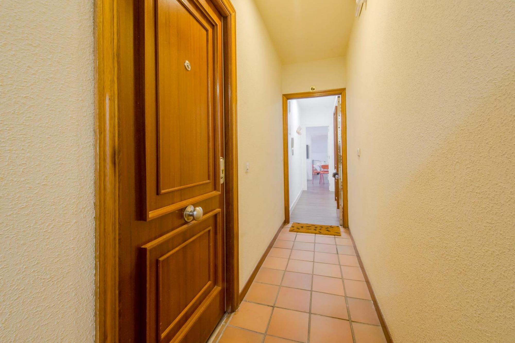 1hab 3px Calle Carretas-puerta D Sol - Sin Ascensor *