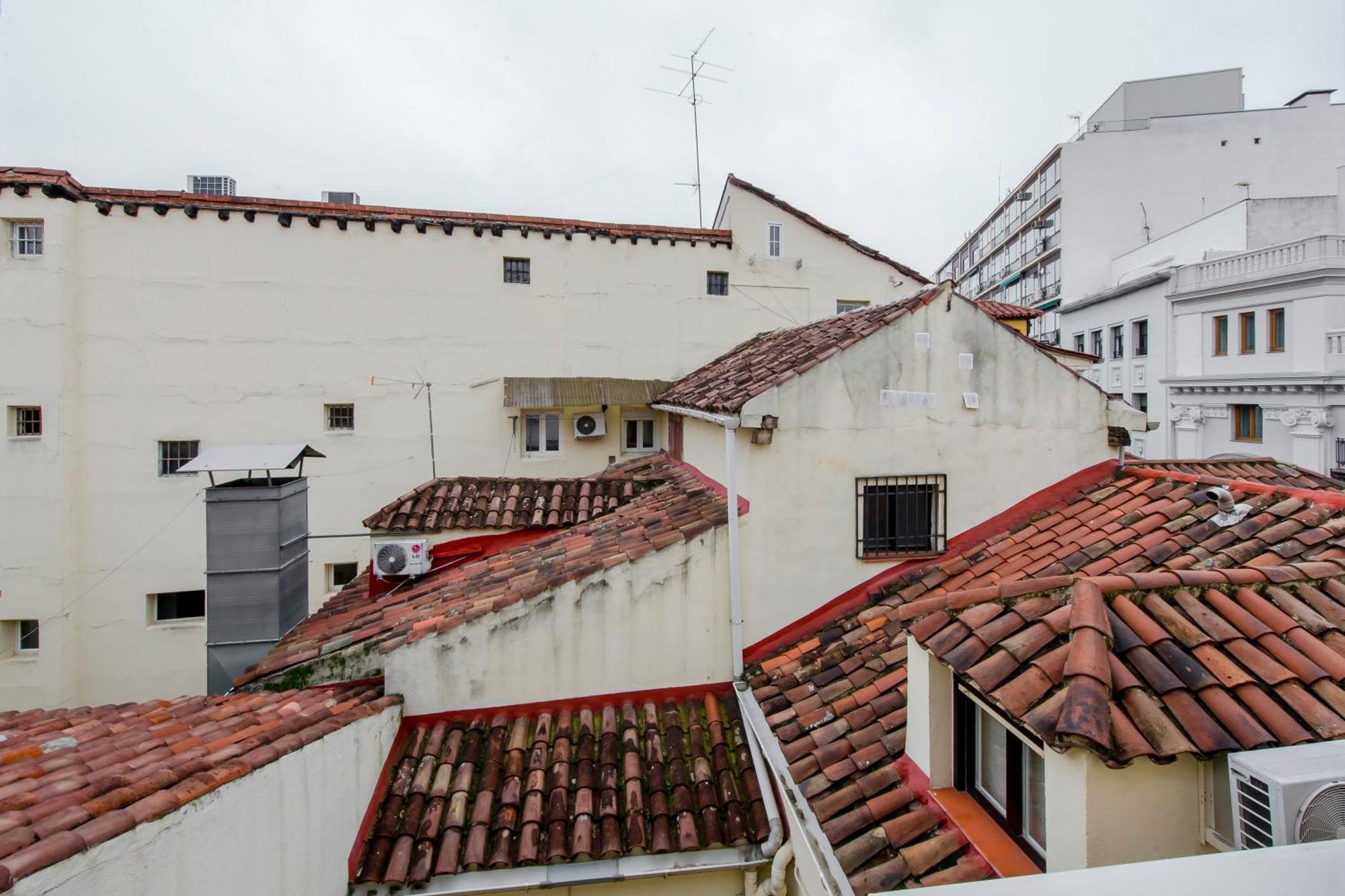 Apartamento 1hab 3px Calle Carretas-puerta D Sol - Sin Ascensor Madri