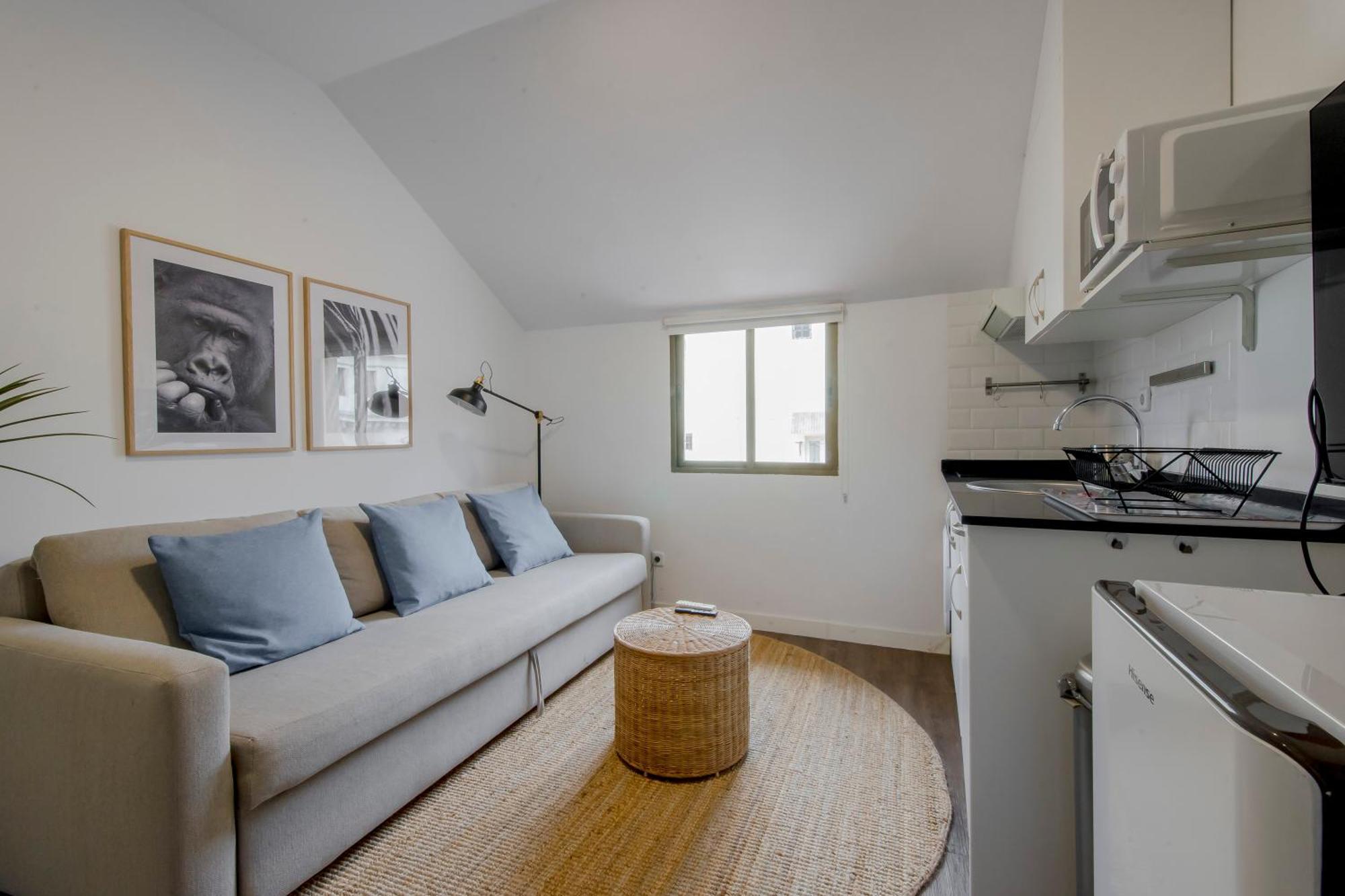 Apartamento 1hab 3px Calle Carretas-puerta D Sol - Sin Ascensor Madri