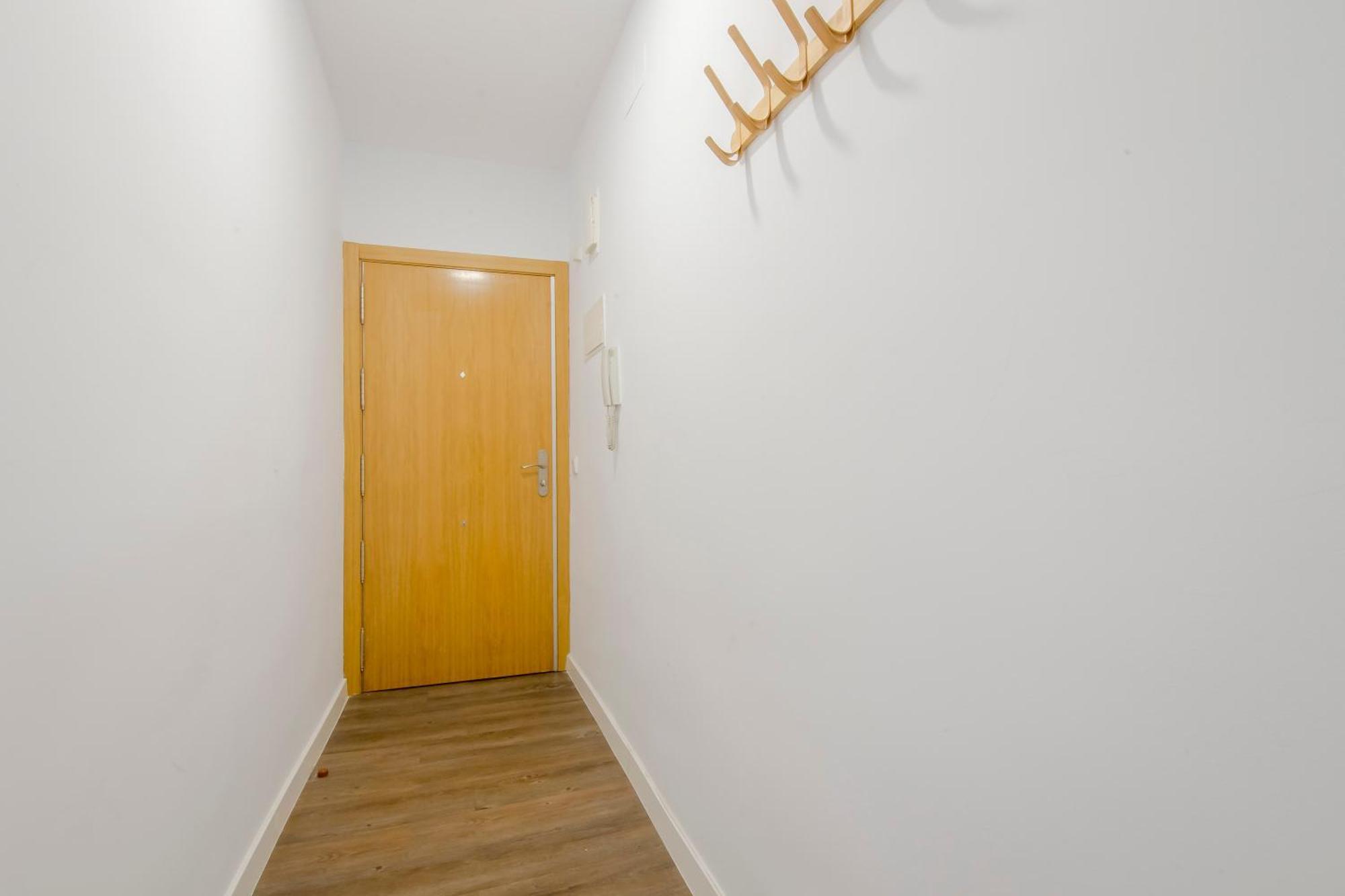 1hab 3px Calle Carretas-puerta D Sol - Sin Ascensor * Madri