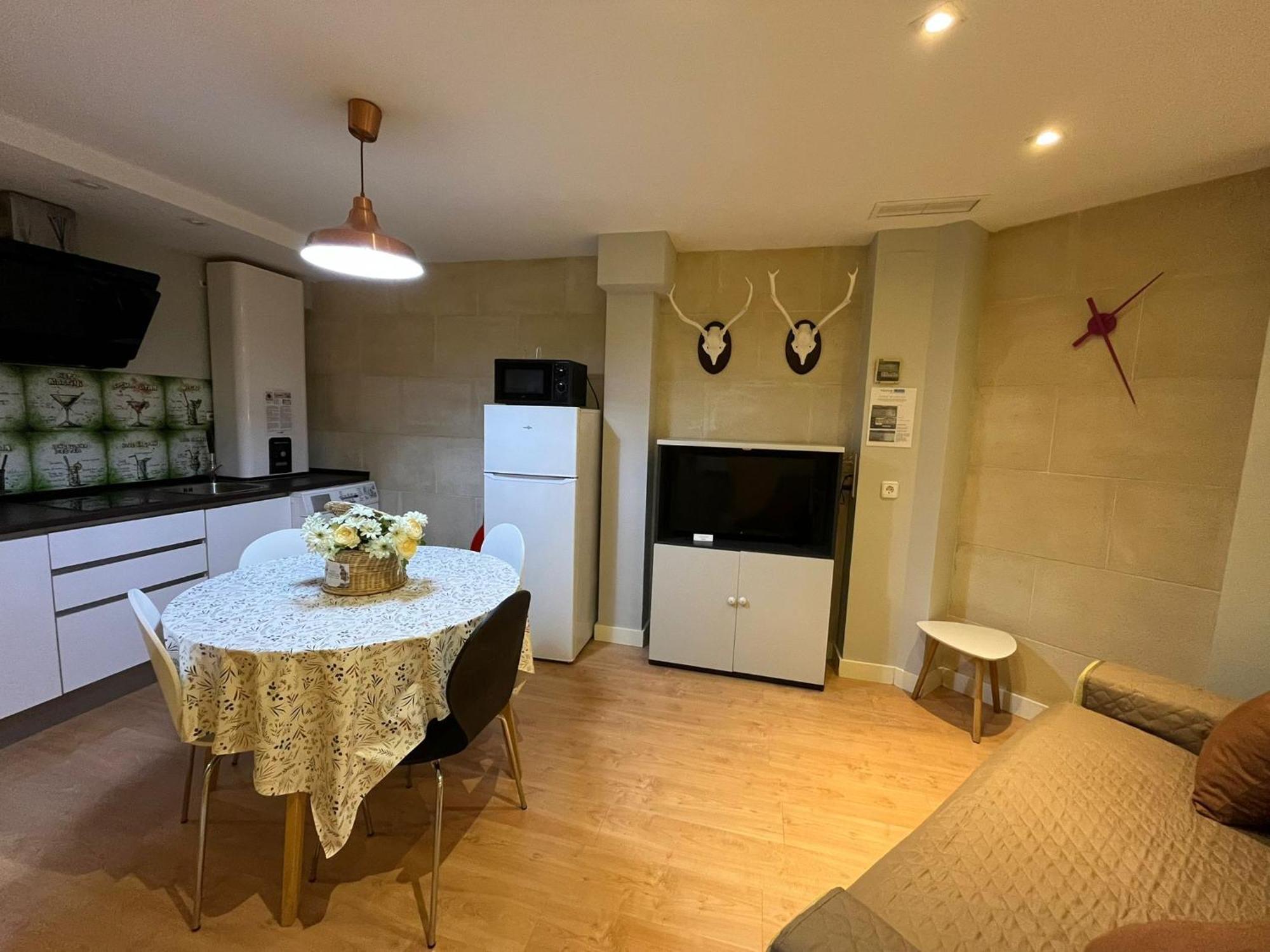 Homelikes Apartment *