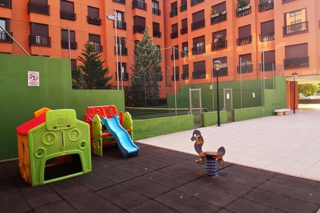 Beautiful With Pool, Padel And Parking - Bb Apartamento *