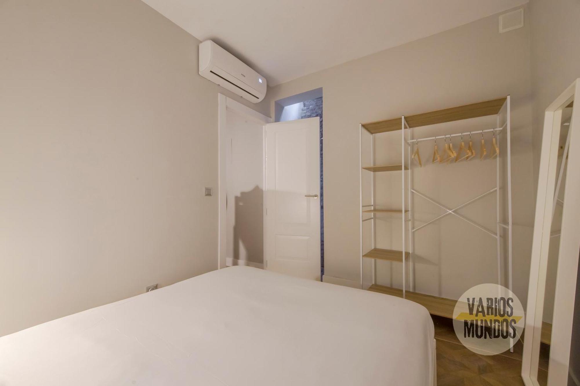 Apartment Super 10pax En Malasana-centro E3 Madrid