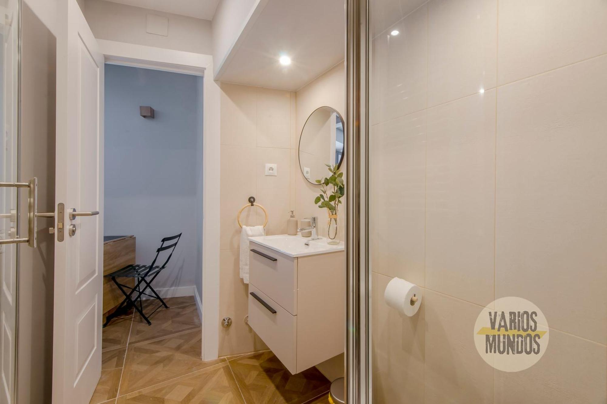 Appartamento Confortable 9pax En El Centro De E3 *