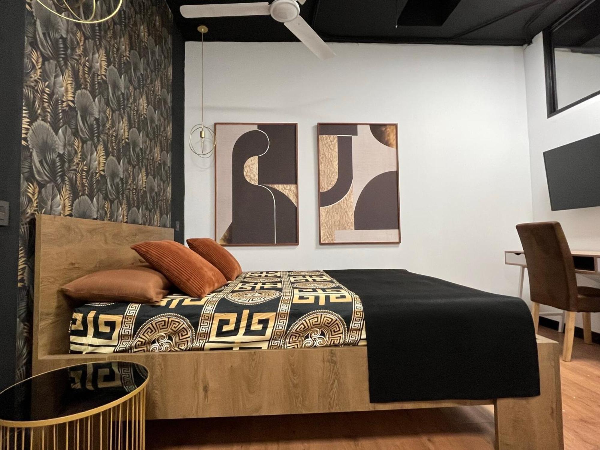 Appartement Chic12 Only For Millionaires Groups