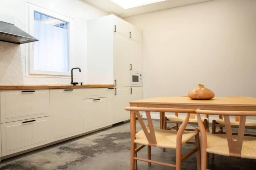 Stunning Pueblo Nuevo Apartment *