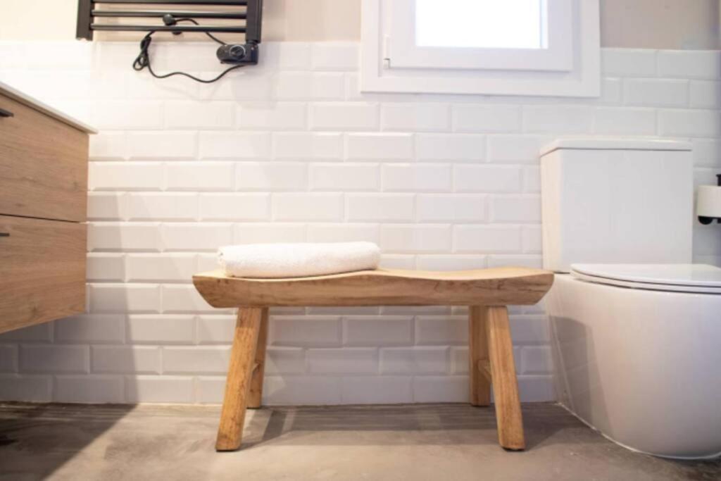 Stunning Pueblo Nuevo Apartment Madrid