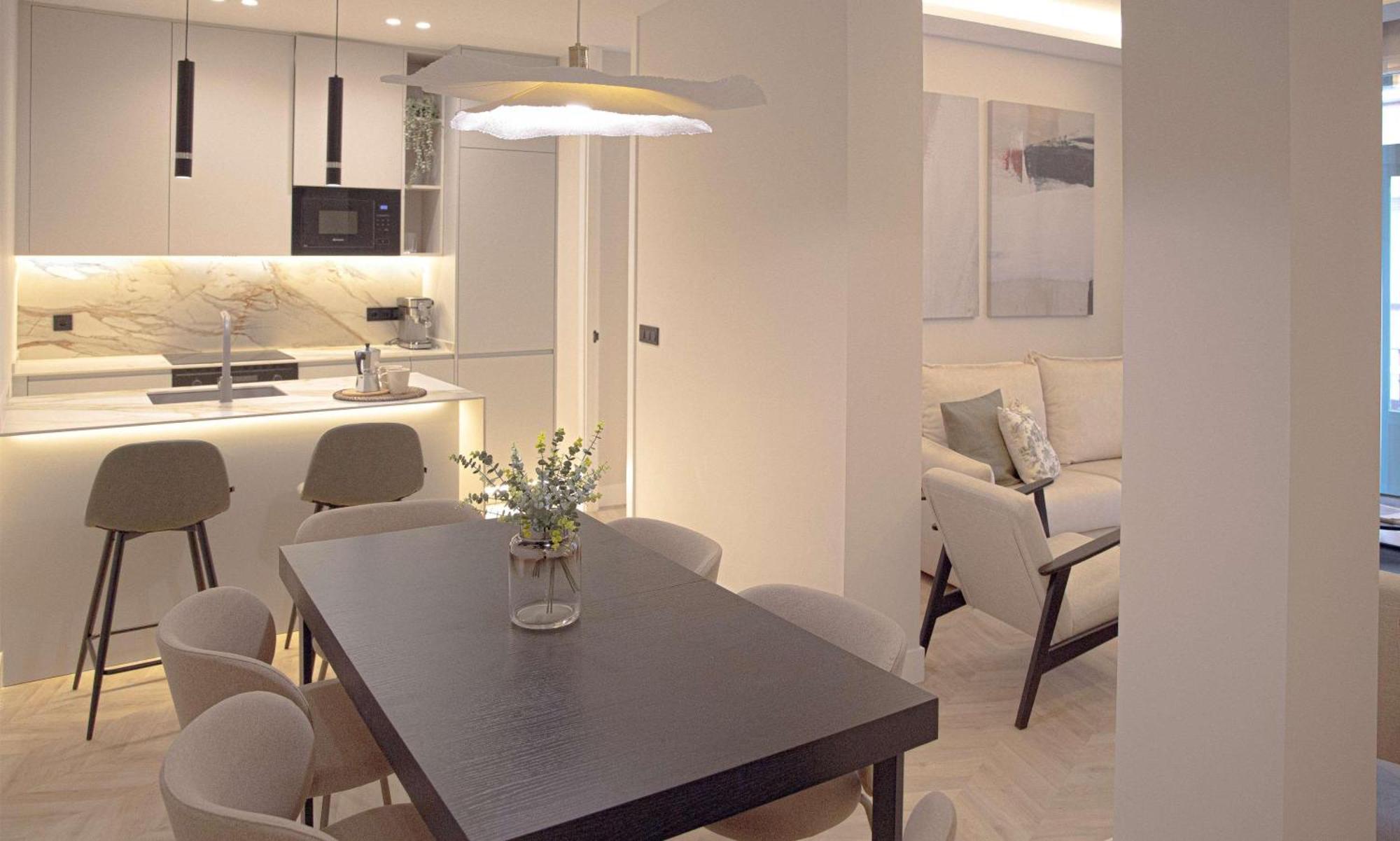Appartement Plaza Espana Vii Calle Isabel La Catolica 2br 2bh