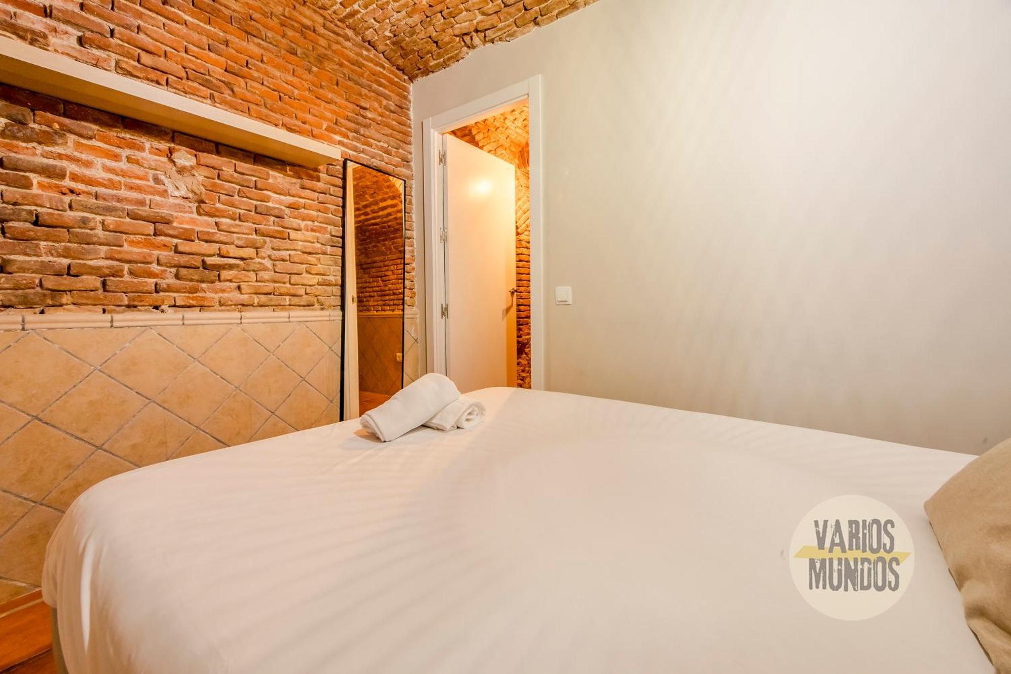 Apartamento Bajo Duplex 7pax A 5 Min De Gran Via-malasana *