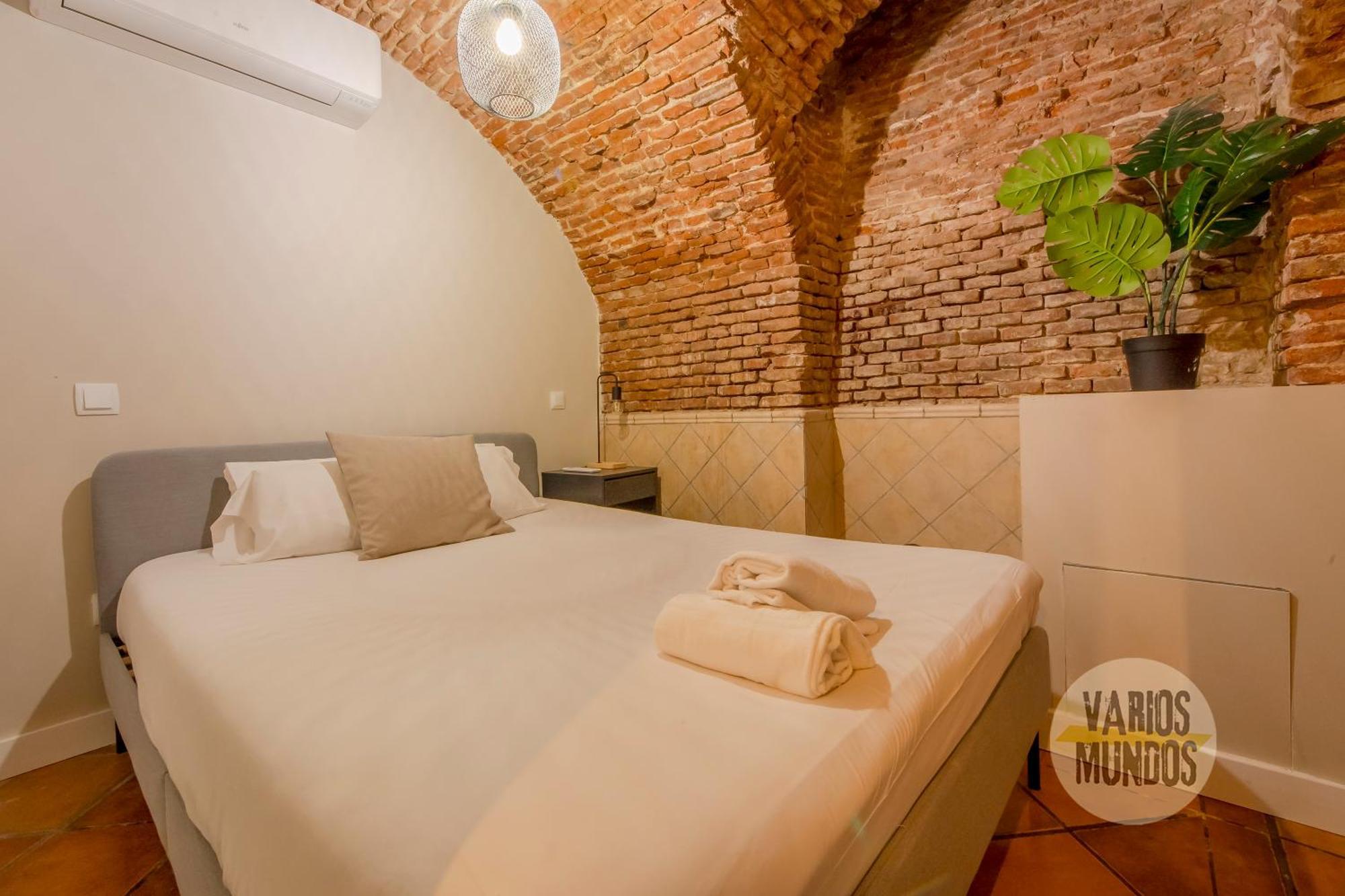 Bajo Duplex 7pax A 5 Min De Gran Via-malasana Madrid