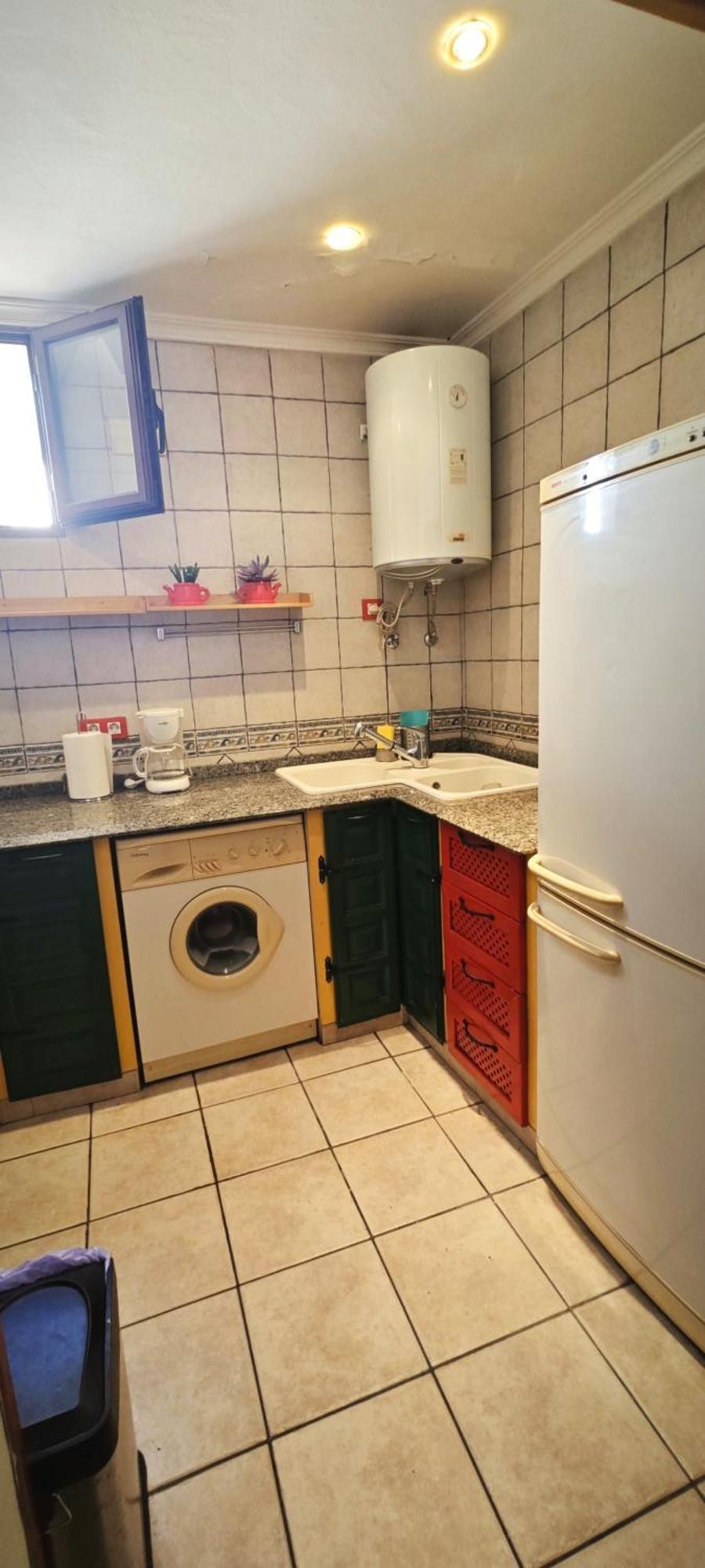 2 Personas En Pleno Centro De Apartment