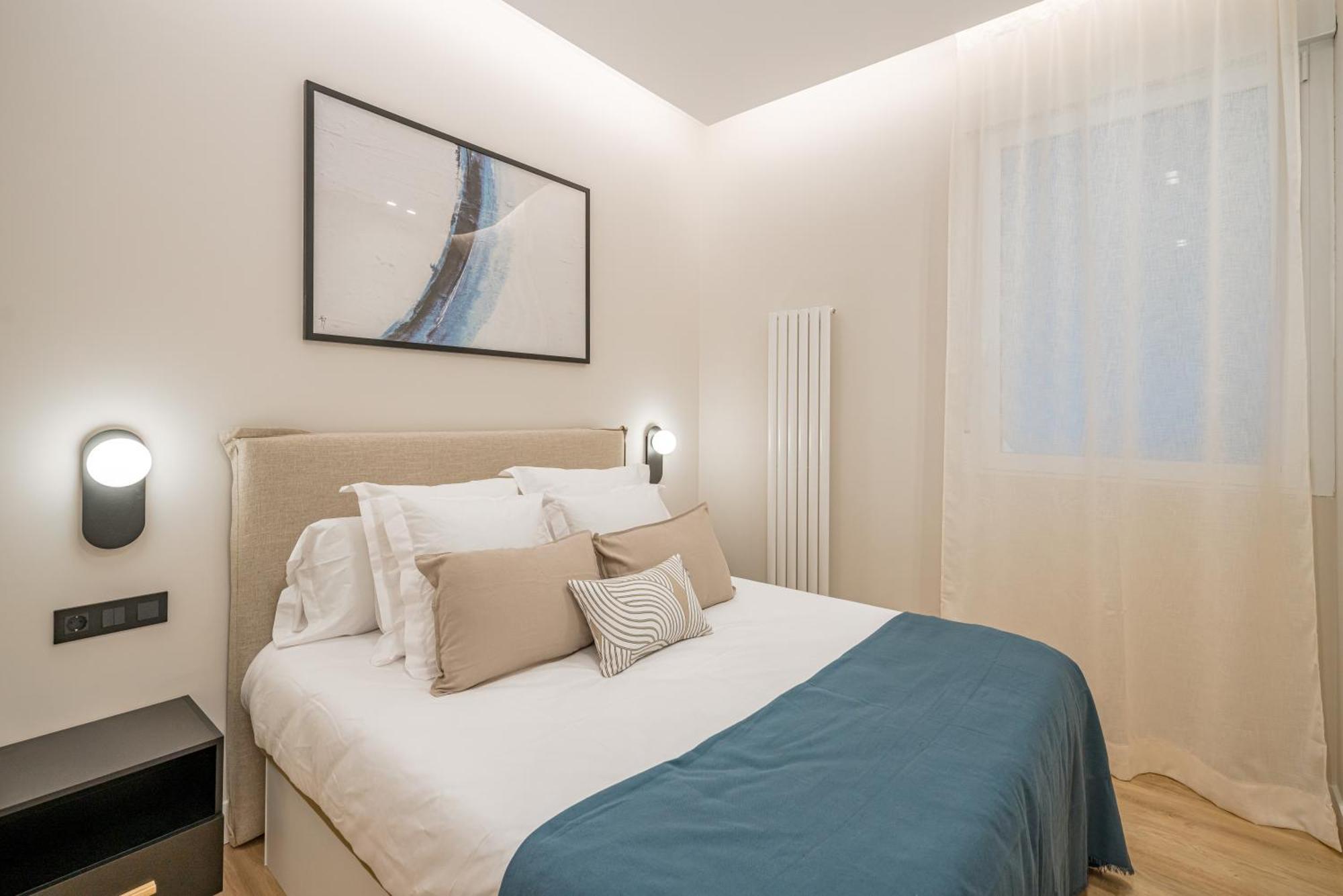 Apartment Centro Xxi Calle Principe 3br 3bh Madrid