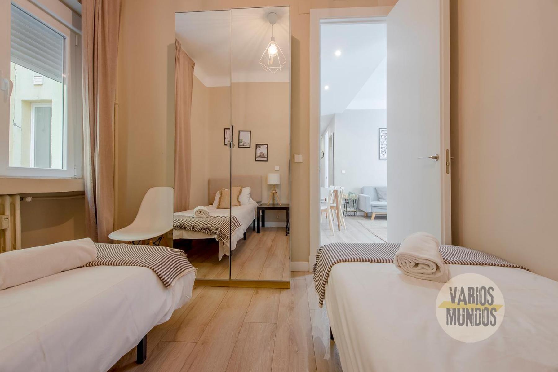 Apartamento Agradable Piso De 3hab En El Rastro-centro De Madrid
