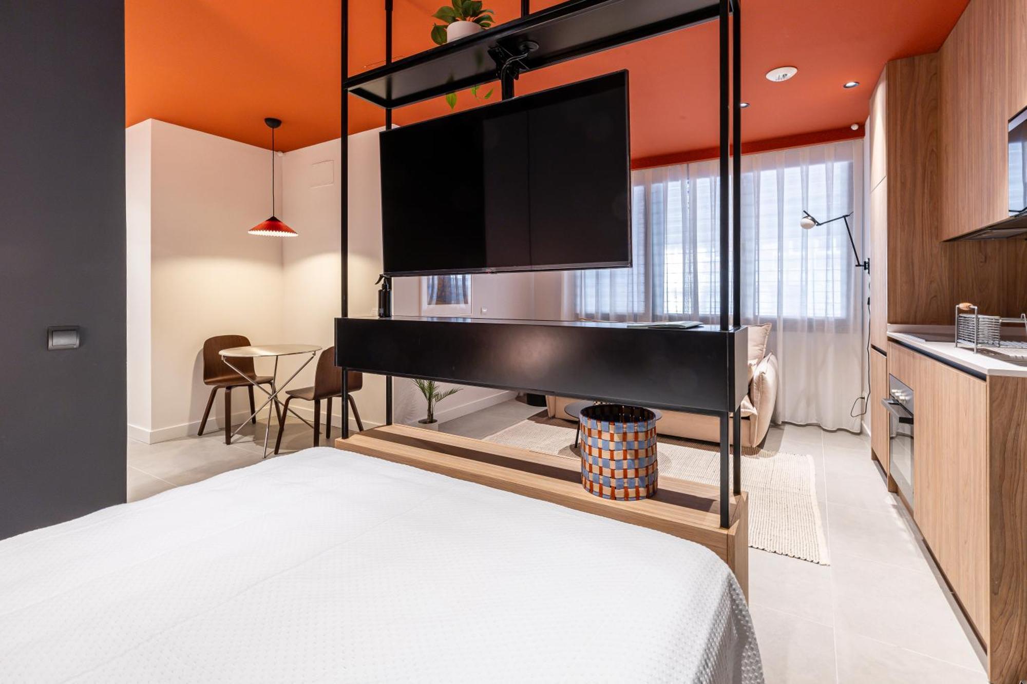 Estudios Arturo Soria By Rent Me Appartement