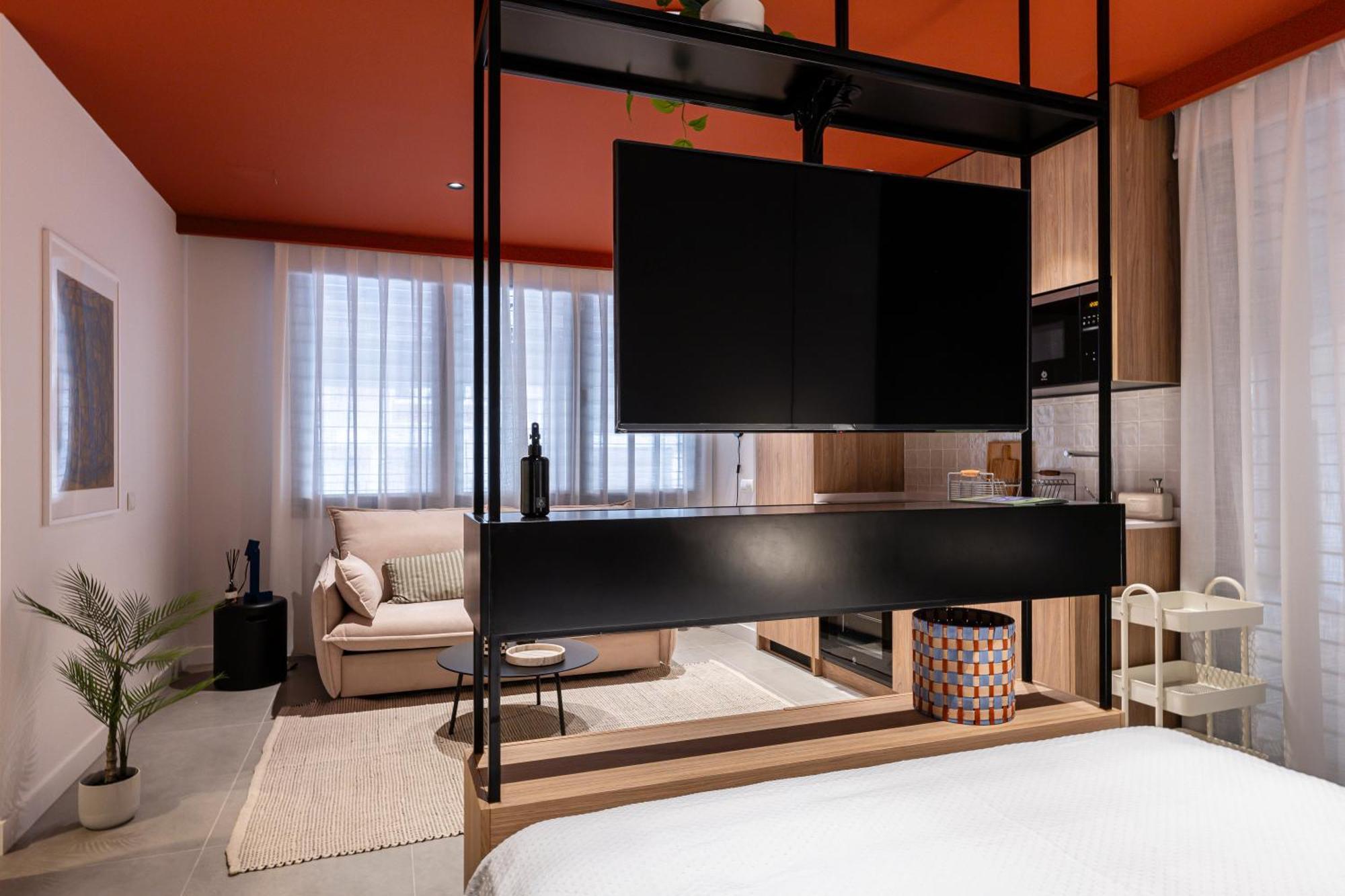 Estudios Arturo Soria By Rent Me