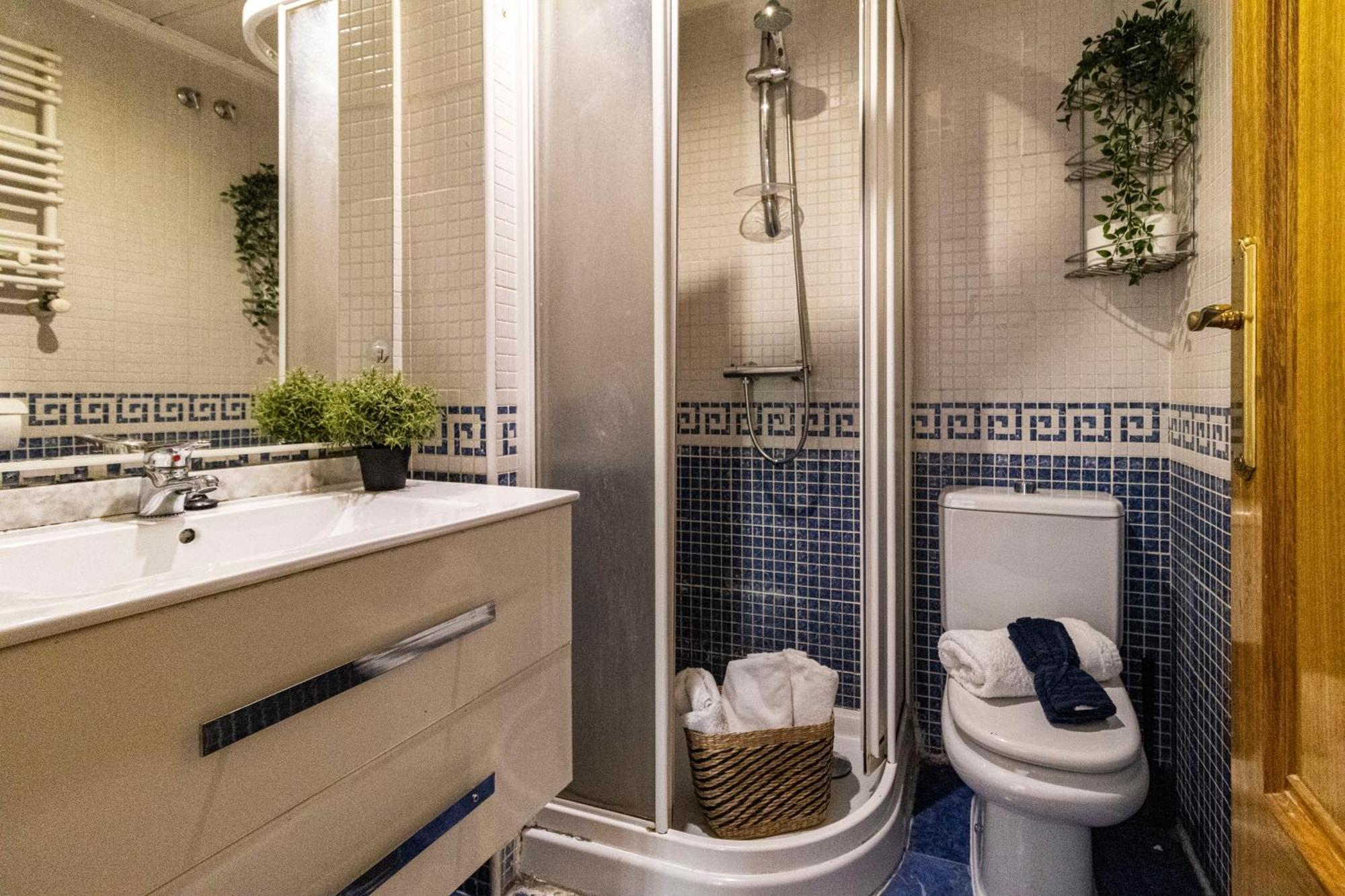 Antonio Lopez Residencial 217 Madrid