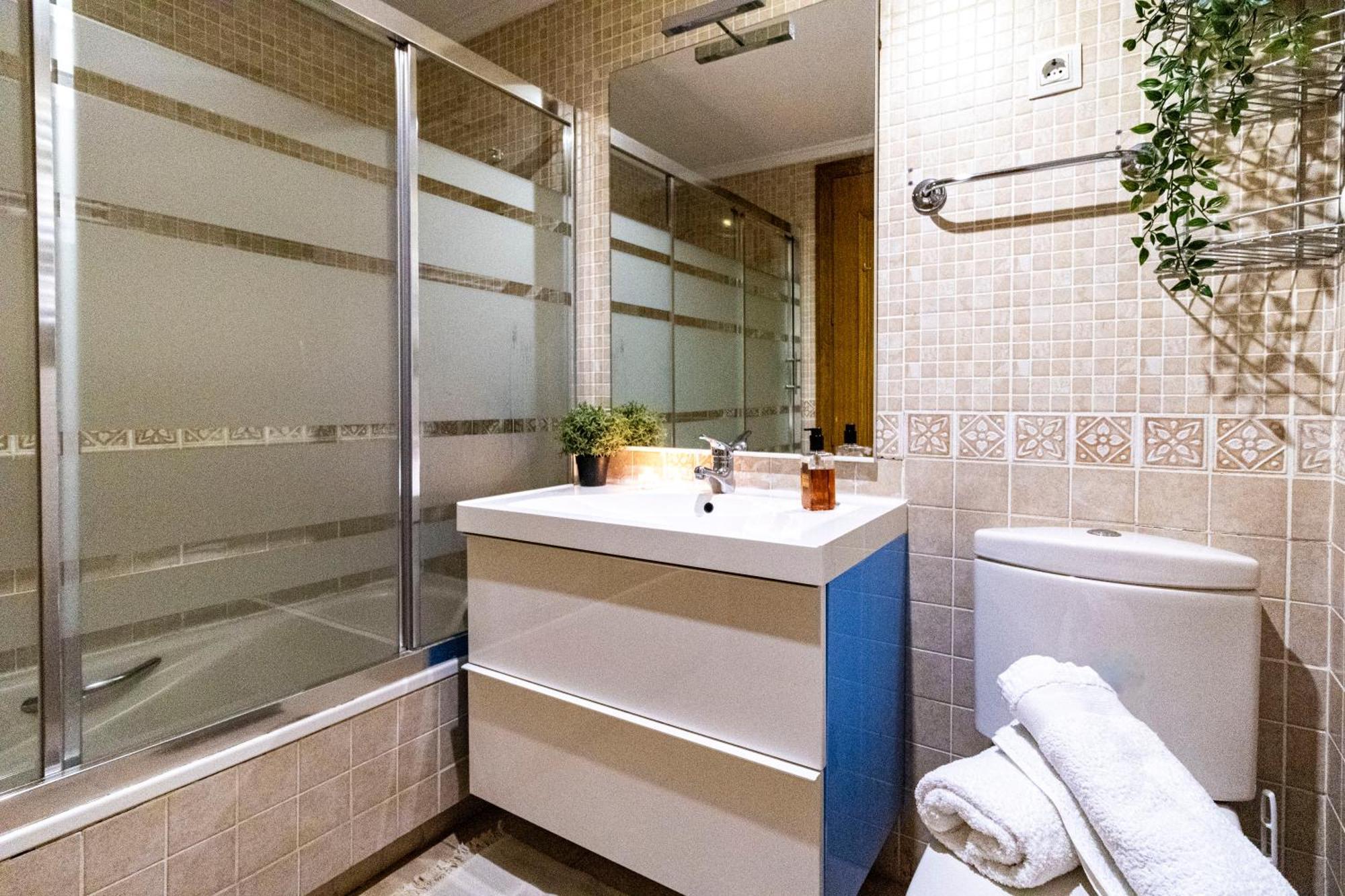 Antonio Lopez Residencial 217 Apartment Madrid