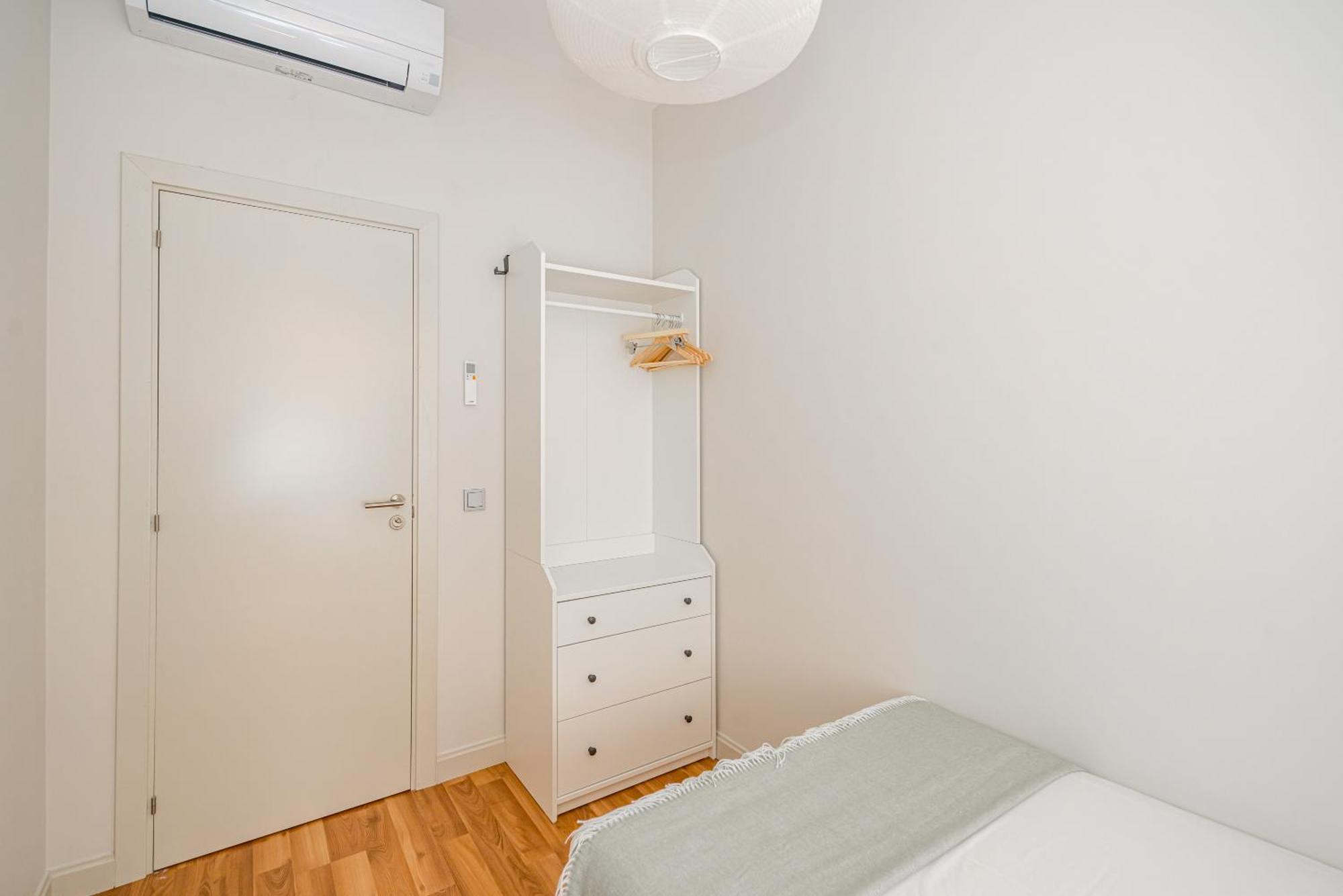 Salamanca Apt Madri