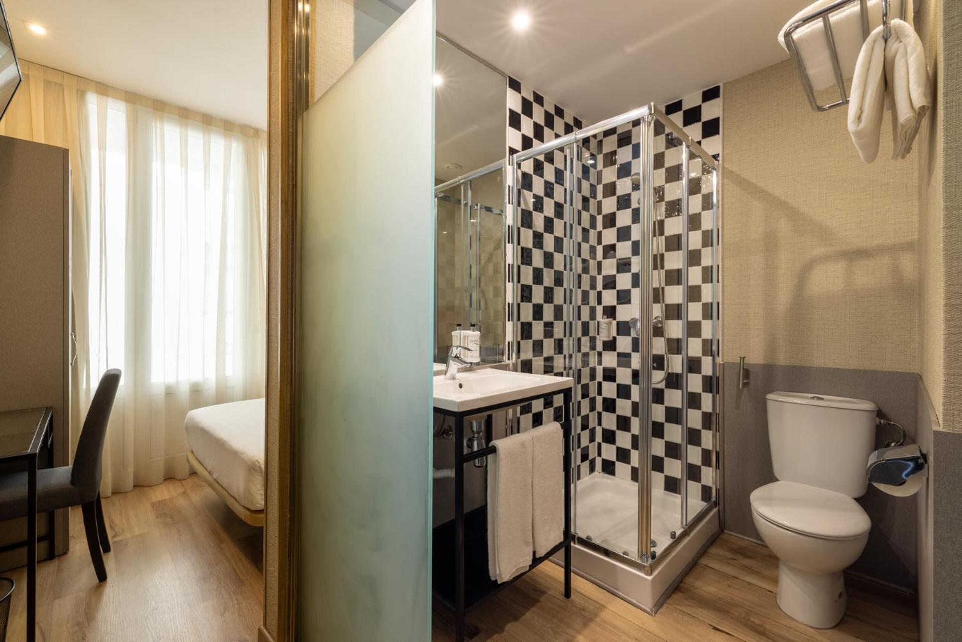 Avenida Gran Via Hotel 3*