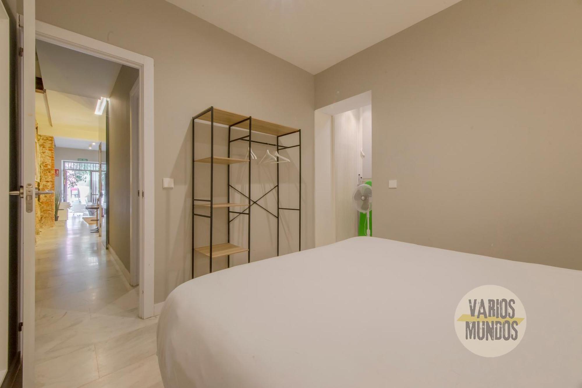 Cool Duplex Bajo 7pax Cerca De Tirso De Molina E2 * Madri