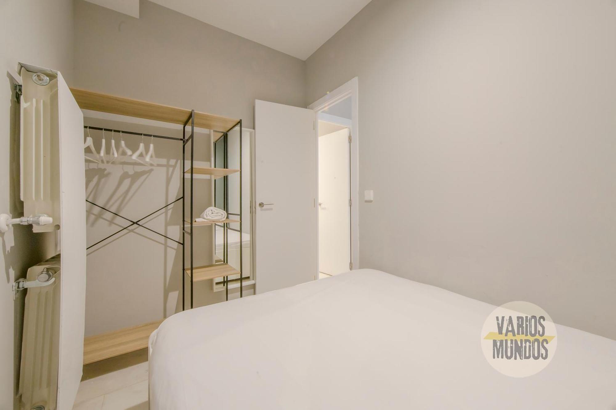 Cool Duplex Bajo 7pax Cerca De Tirso De Molina E2 * Madri