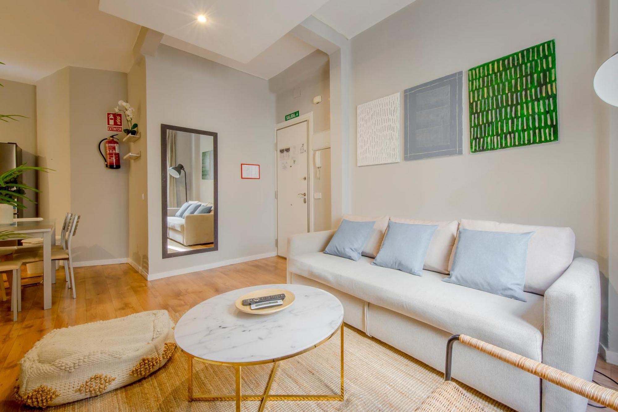Excelente Piso De 3 En La Latina-centro Appartement Madrid
