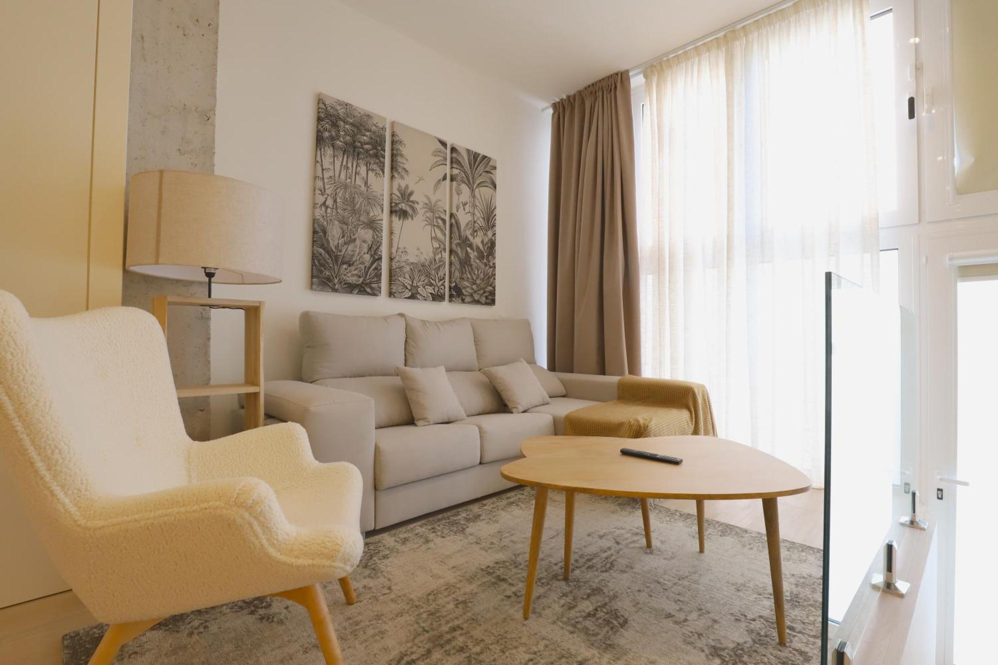 Orilla Del Bernabeu Apartamento